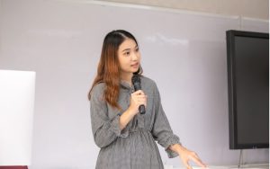 Tips Jago Public Speaking Depan Umum